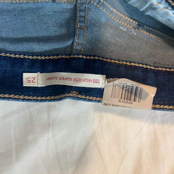 Levi skinny jeans - Picture 6 of 6